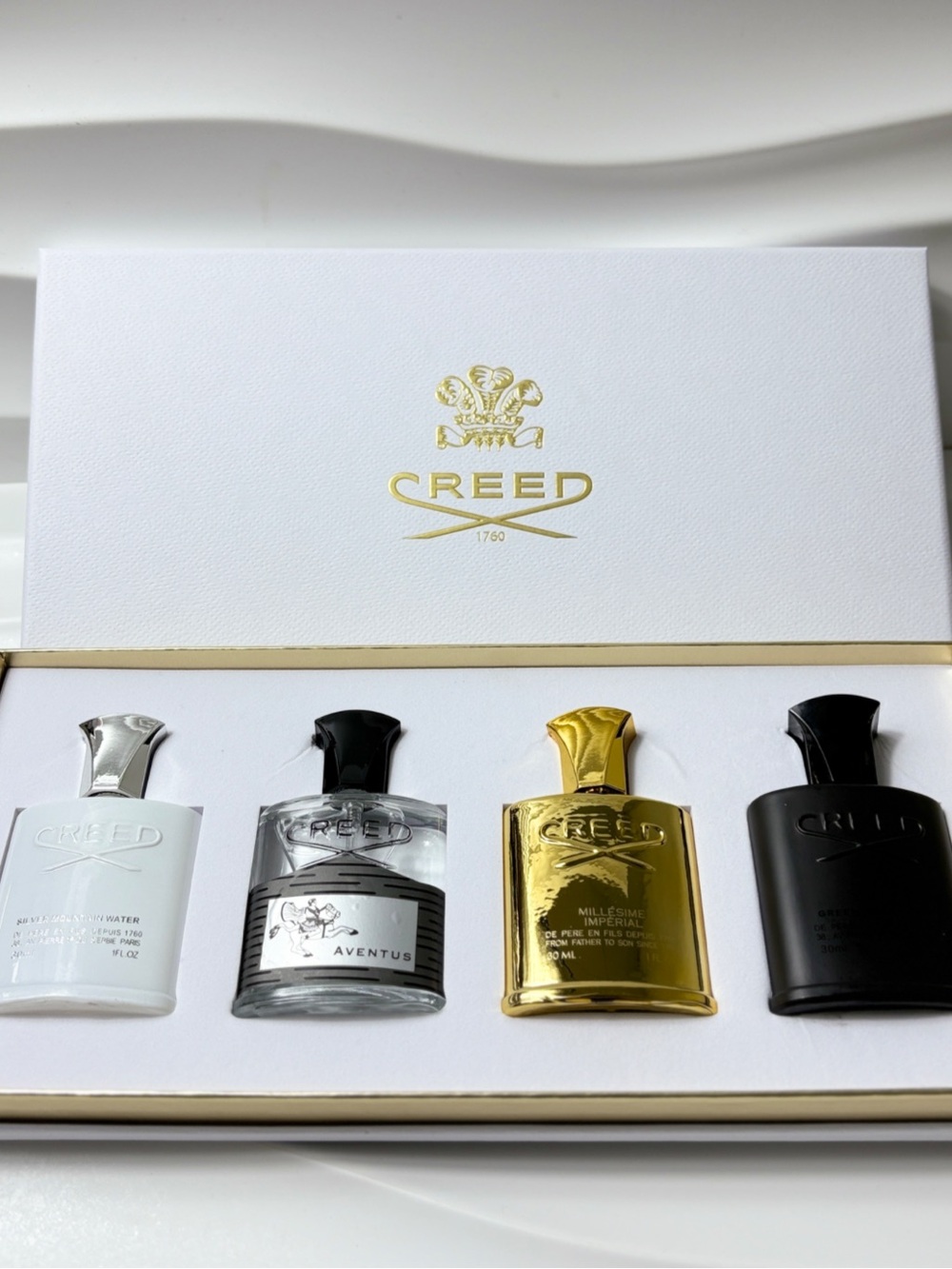 Creed Luxury Fragance Gift Set Featuring 4 iconic (30ml) fragrances